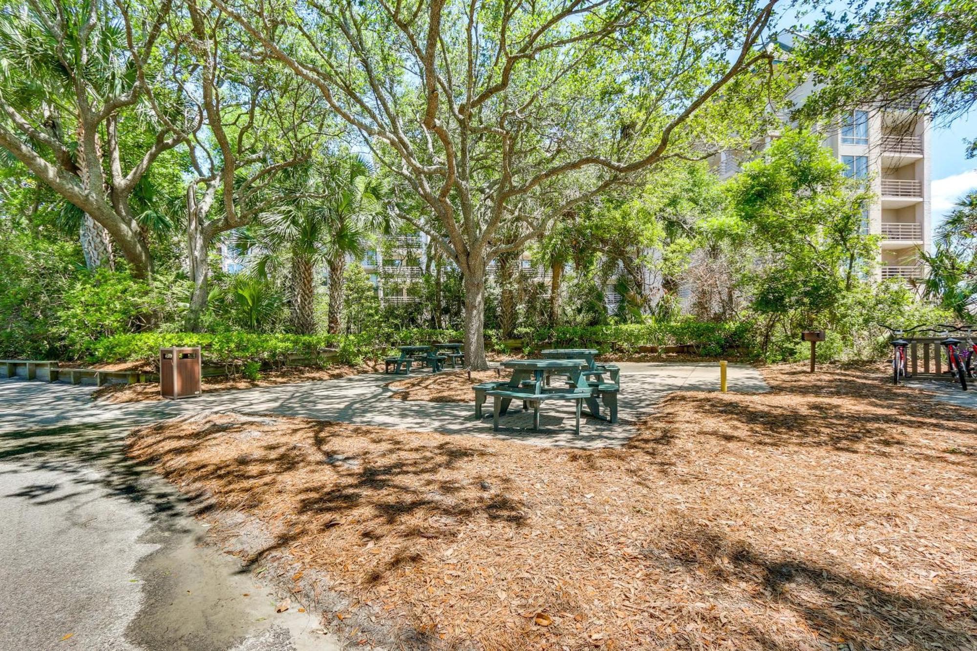 2 Mi To Beach Dog-Friendly Hilton Head Condo! 힐튼 헤드 아일랜드 외부 사진